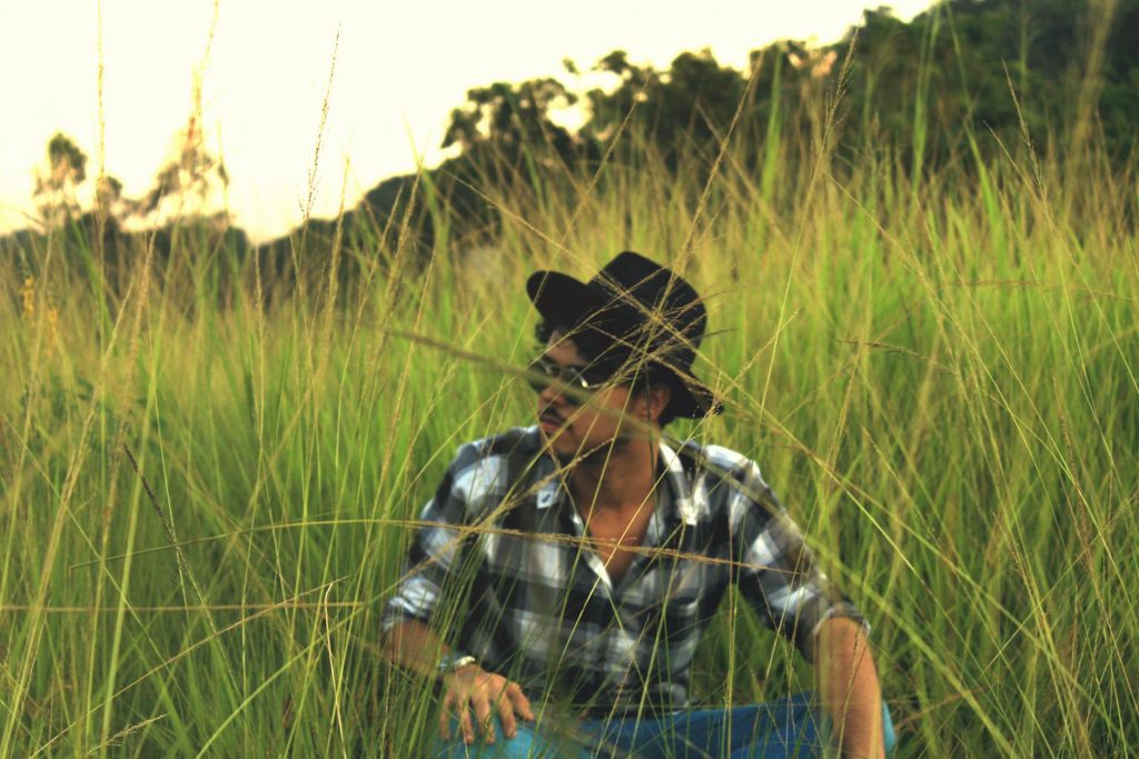 Iulia Vantur sings classic ‘Lag Ja Gale’ for Salman Khan’s Sikandar