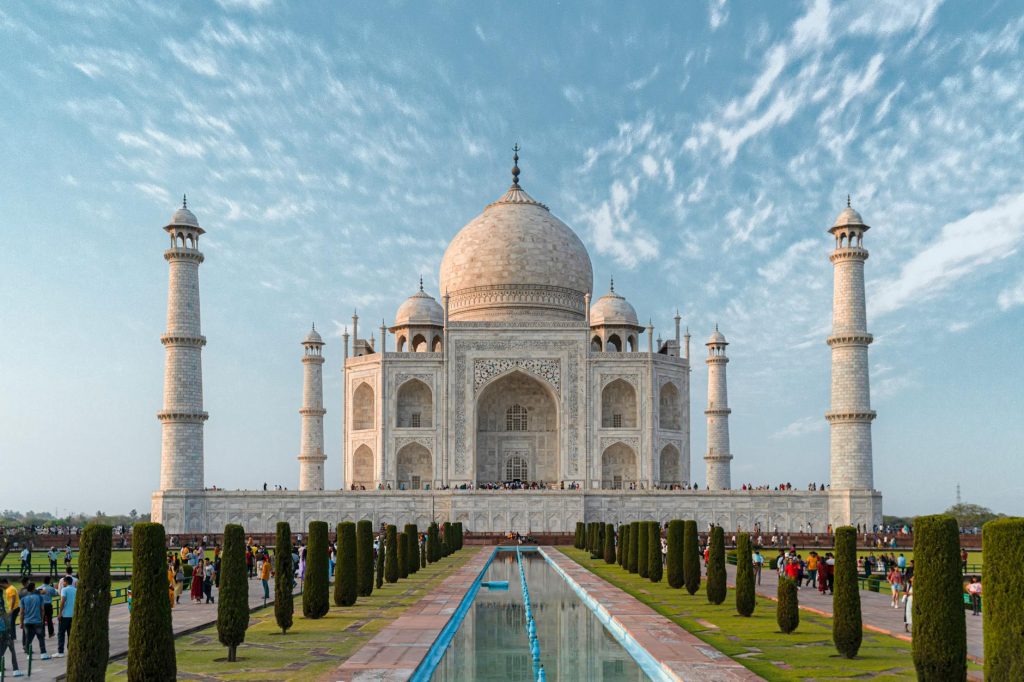 Bollywood’s Love Affair with Taj Mahal: Songs That Made History