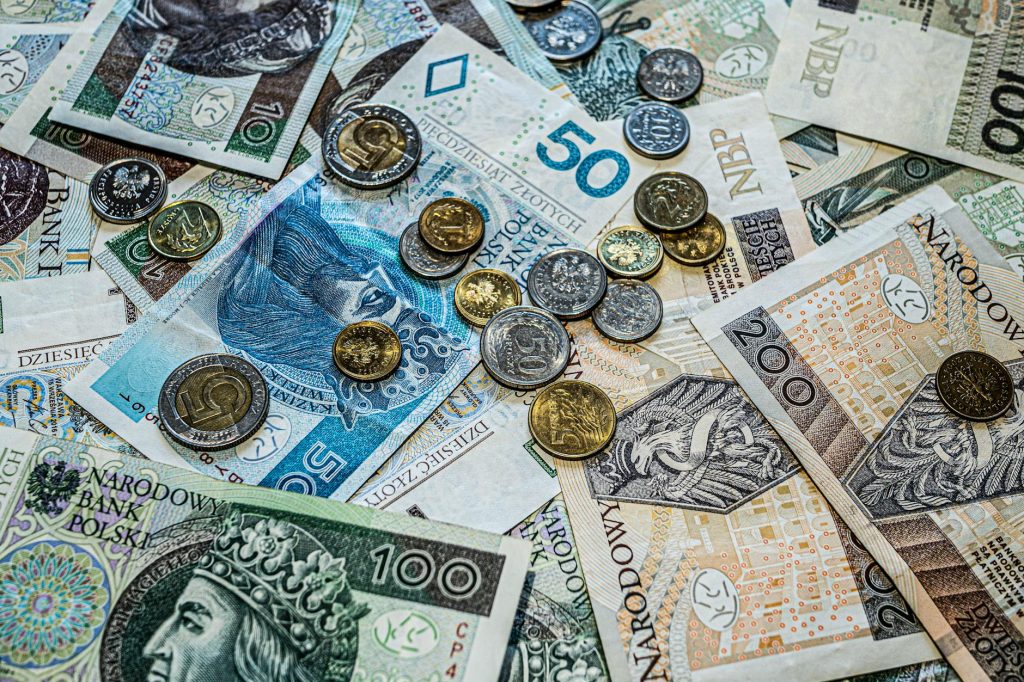 Fuel crisis is man-made, says Opposition, blames Centre's foreign policy