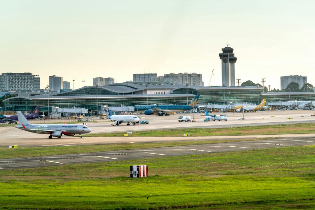 Maharashtra Plans Major IT Park Near New Pune Airport