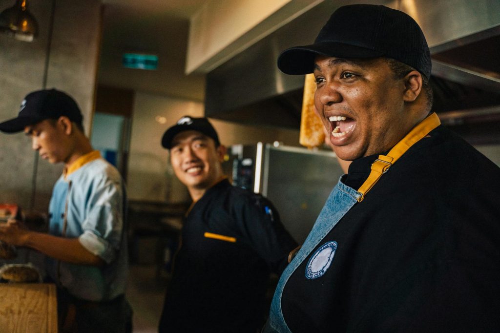 Air India crew's heartfelt note wins Shashi Tharoor's praise