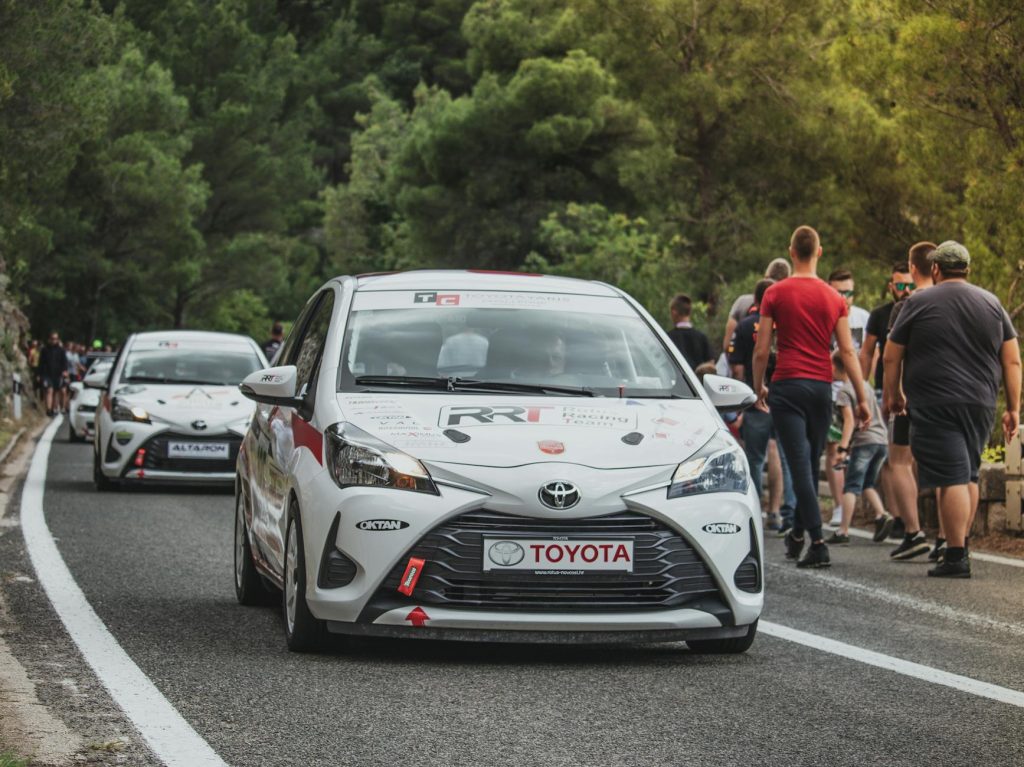 PM Modi to Address Mega Rally at Brigade Parade Ground Today