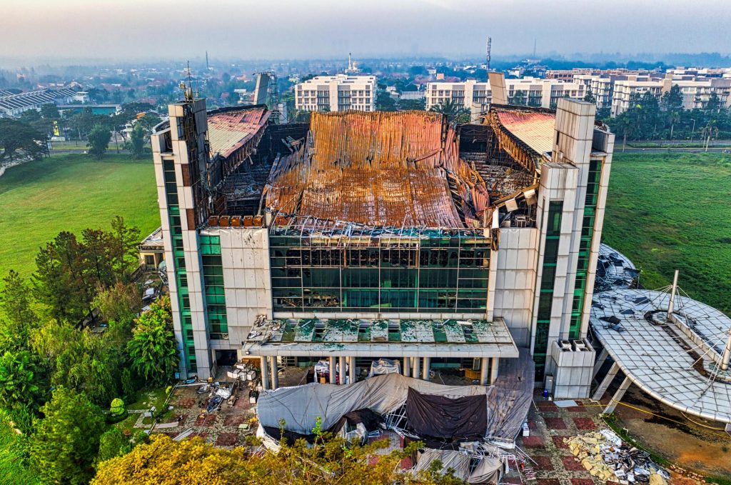 MP Infrastructure Failures: When Big Projects Go Wrong