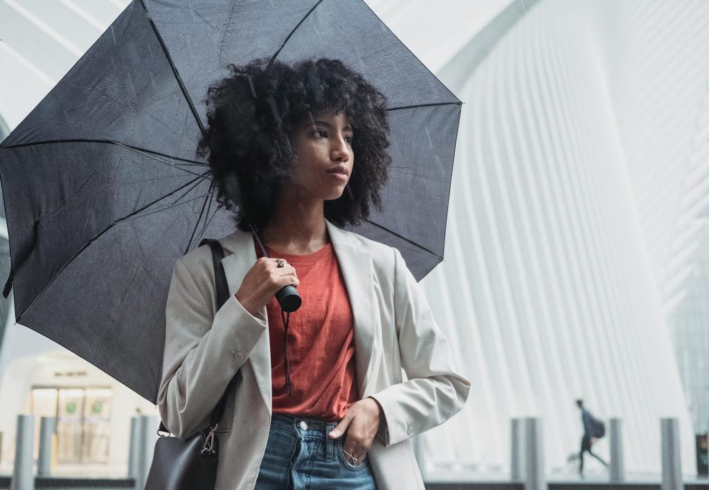 Cyclone Ditwah’s Rare Pause Brings Heavy Rains to Tamil Nadu