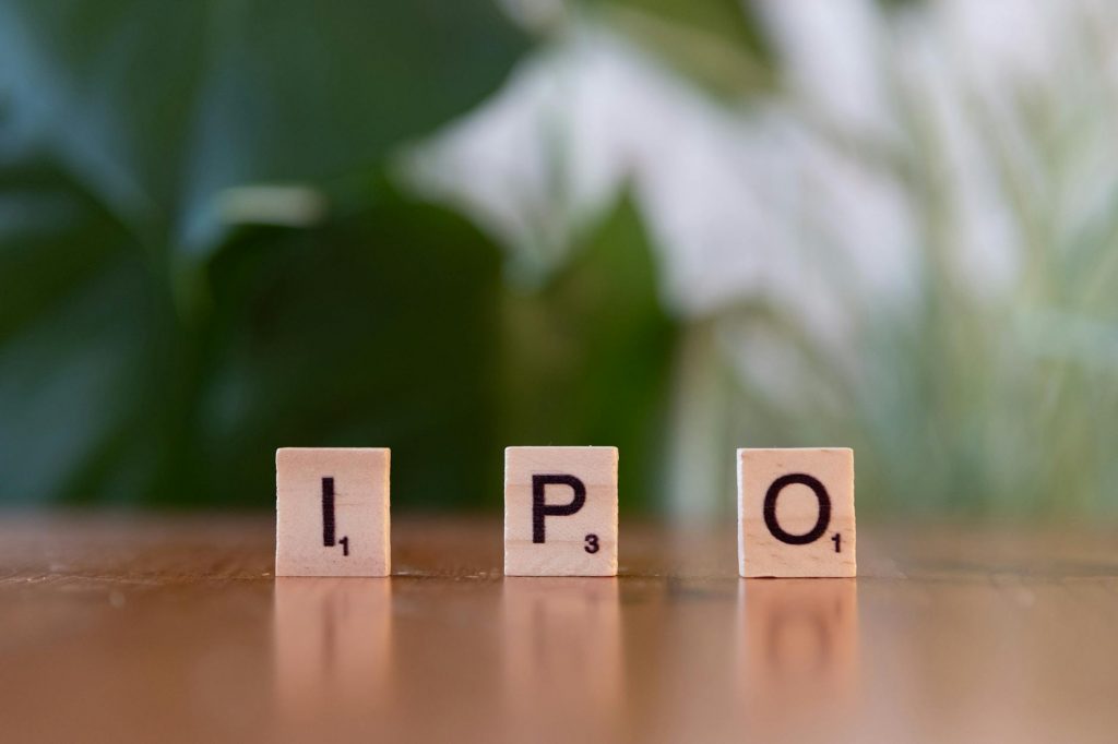 IPO GMP Signals Modest Gains for Powerica and Amir Chand