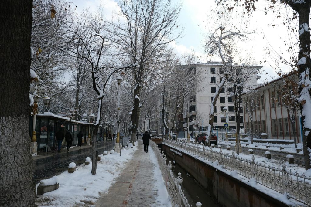 Madhya Pradesh Shivers as Winter Tightens Grip on State