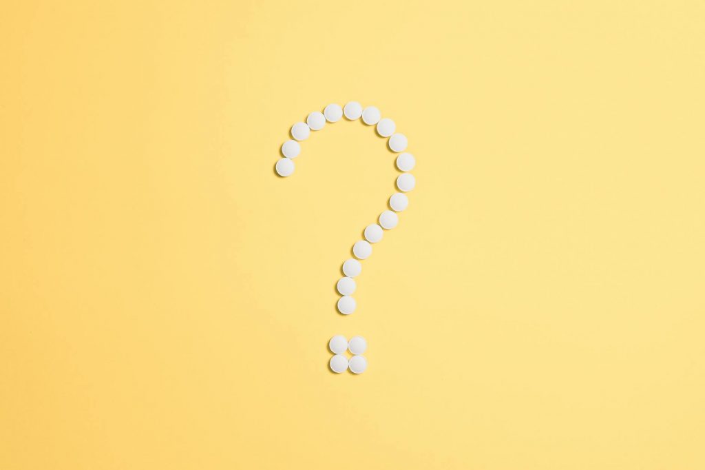 Trisha Spotted at Airport, Dodges Questions About Vijay