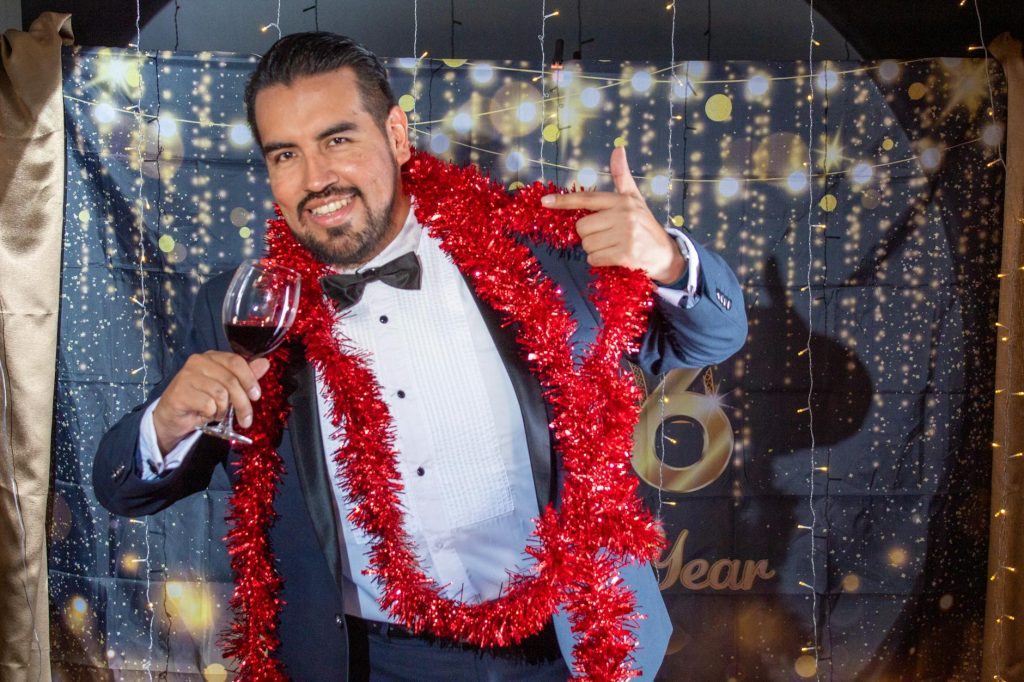 2026 నూతన సంవత్సరం: తెలంగాణ, ఆంధ్రప్రదేశ్‌లో మద్యం విక్రయ సమయం పొడిగించారు