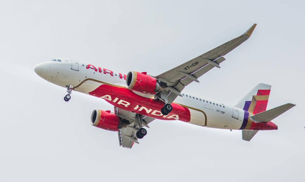 హైదరాబాద్-హుబ్బళ్లి విమానం సాంకేతిక లోపం కారణంగా మళ్లించబడింది