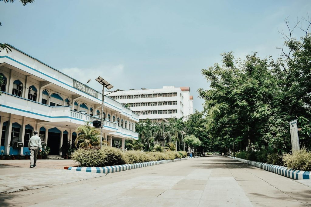 విజయవాడలో గూగుల్ డేటా సెంటర్‌కు క్రెడిట్ కోసం టిడిపి, వైఎస్‌ఆర్‌సిపి మధ్య వివాదం