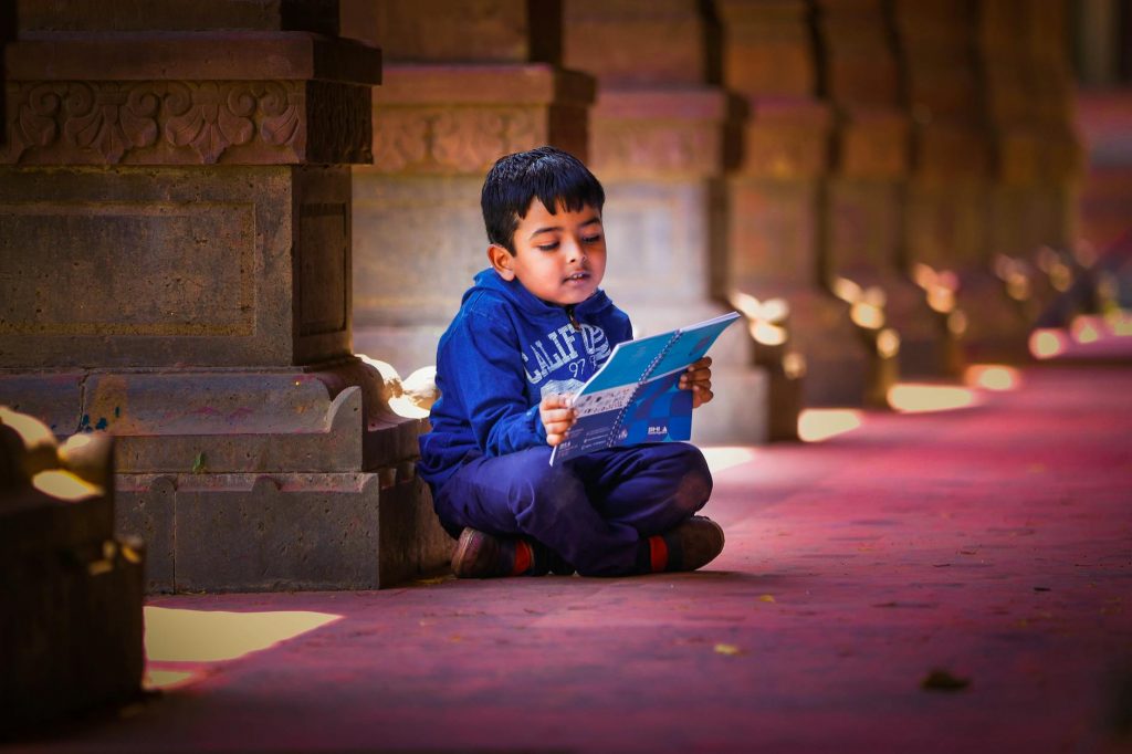 ఆంధ్ర ప్రదేశ్ విశ్వవిద్యాలయాల కోర్సులను పునర్నిర్మించాలని ముఖ్యమంత్రి చంద్రబాబు నాయుడు