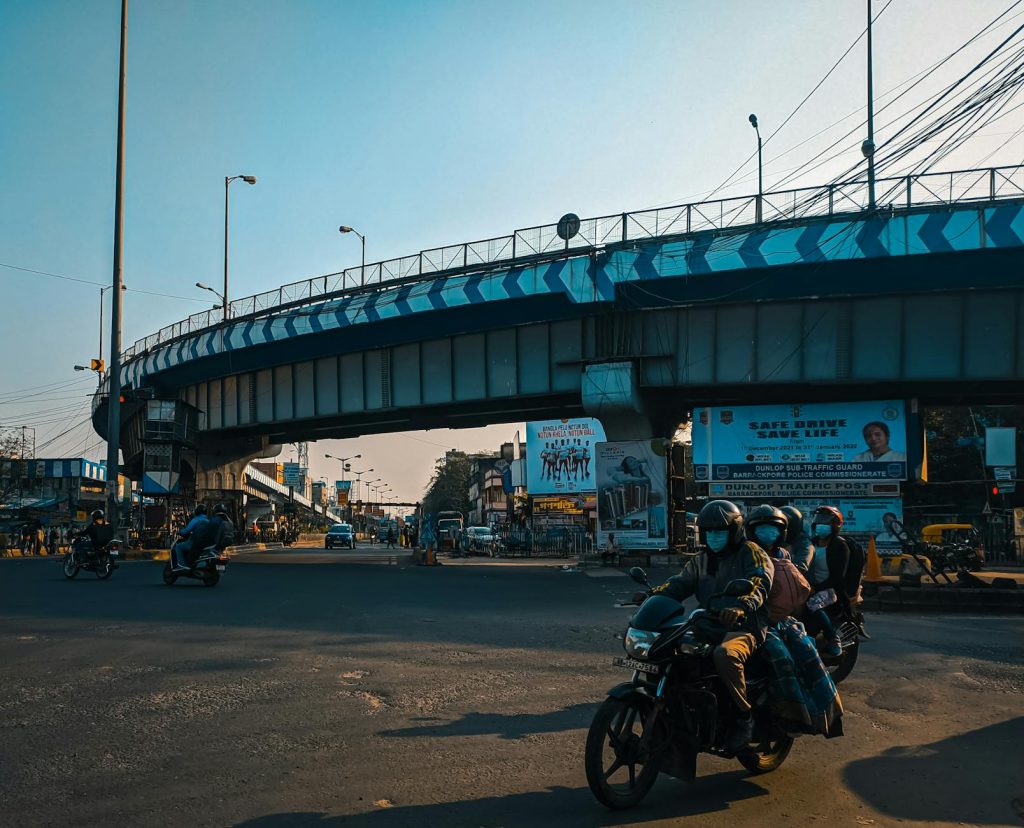 Vashi flyover cuts Pune commute time by 20 minutes