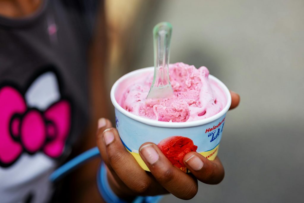 Rajasthan Woman’s Ice Cream Discovery Sparks Food Safety Concerns