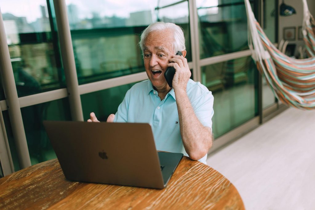 Son’s Heartfelt Salute to Dad’s Indian Air Force Retirement Goes Viral
