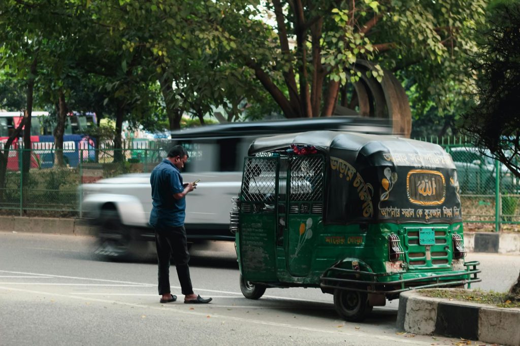 Gurgaon's AC Autorickshaw: A Breath of Fresh Air on Indian Roads