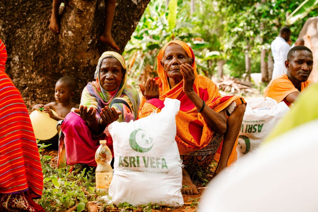 India Ships More Aid to Africa Amid Ebola Fight