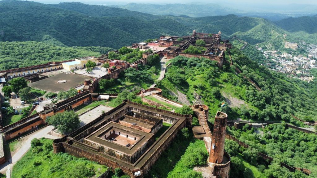 Jaipur's Cool Haven: Net Zero Station Beats Heat