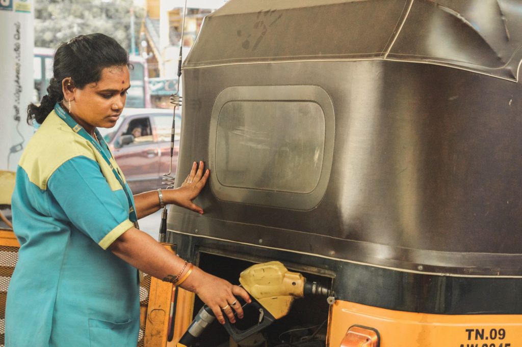 India Cuts Excise Duty on Ethanol-Blended Petrol, Boosts Sustainable Fuel