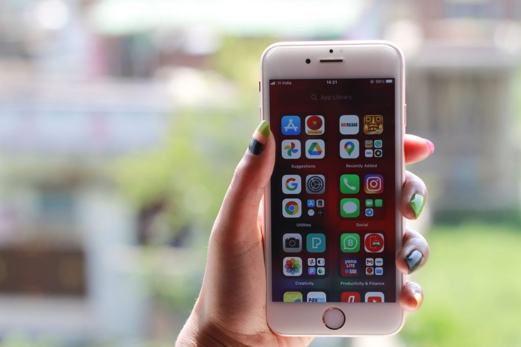 PM’s Big Move: Social Media Ban for Under 16s