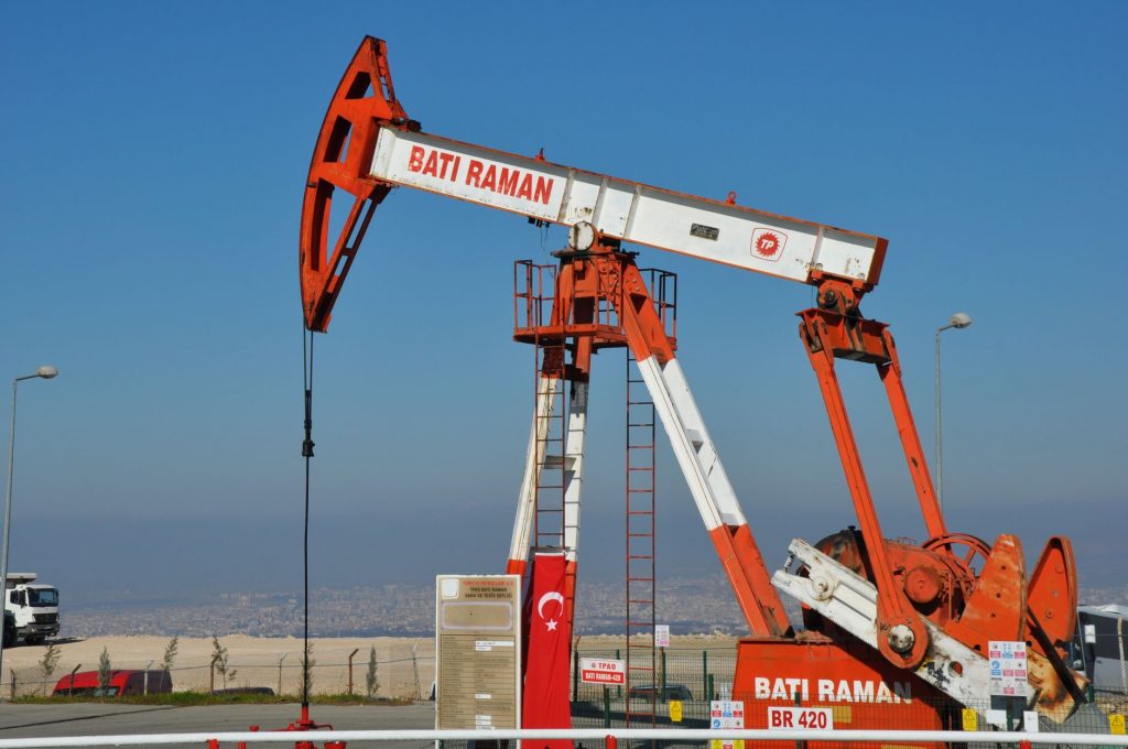 Petroleum Ministry Rebuts Middle East Oil Proposal Rumors