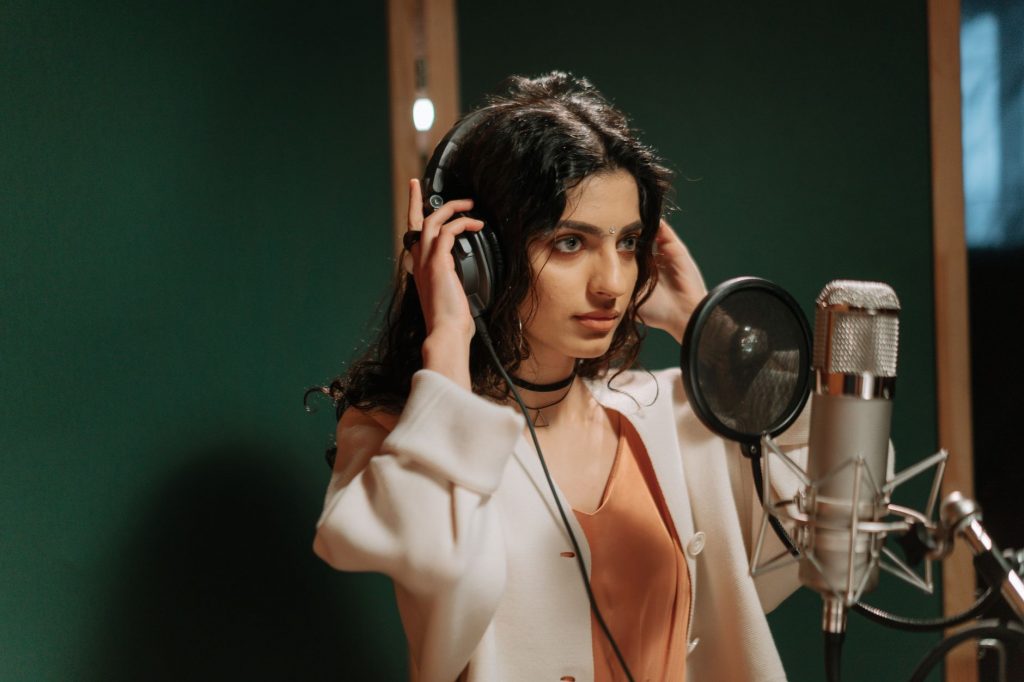 Ram Charan’s New Song Steals Hearts with Janhvi Kapoor and Shruti Haasan