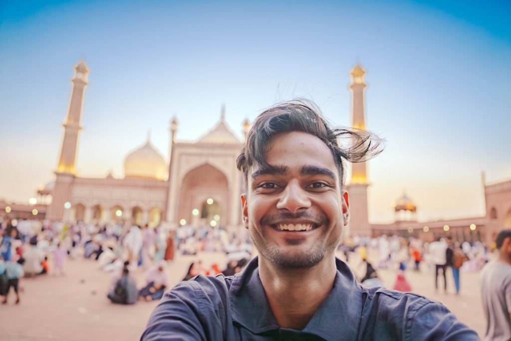 Australian Tourist Claims Harassment on Indian Streets