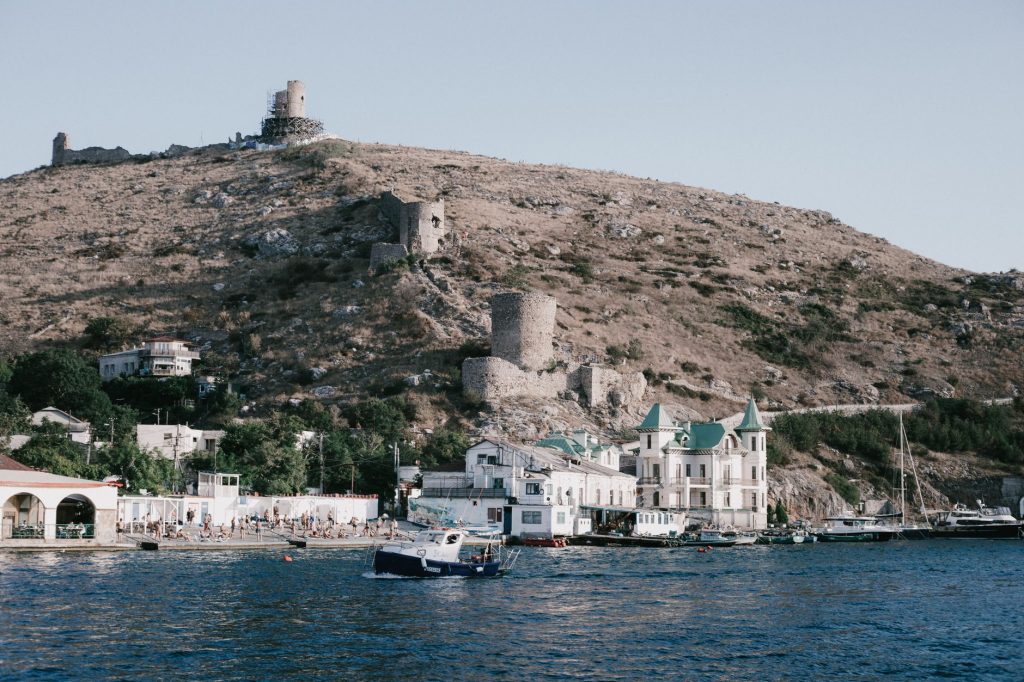 Ukraine’s Crimea Gambit: Fuel Woes for Russia
