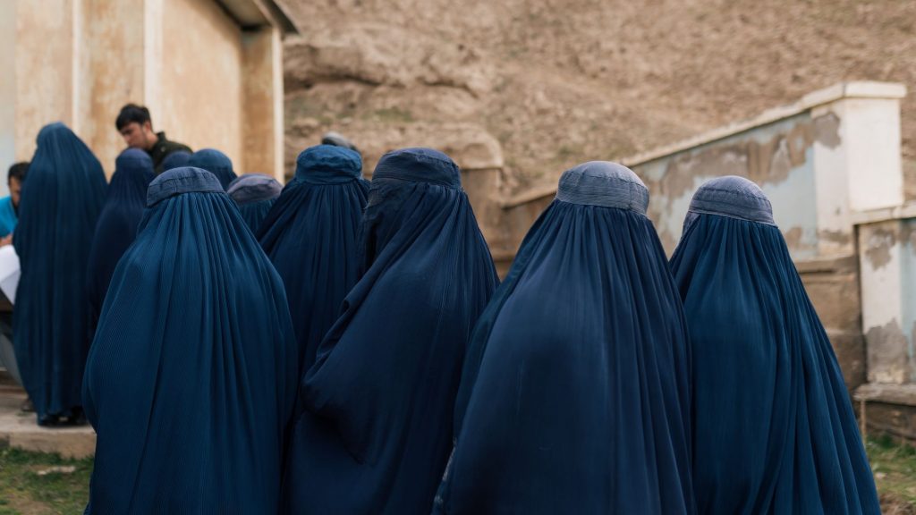 Indian Woman’s Solo Afghanistan Trip Wows Netizens