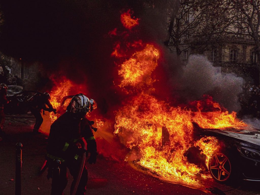 18 Die in France as Children Left in Hot Car Amid Severe Heatwave