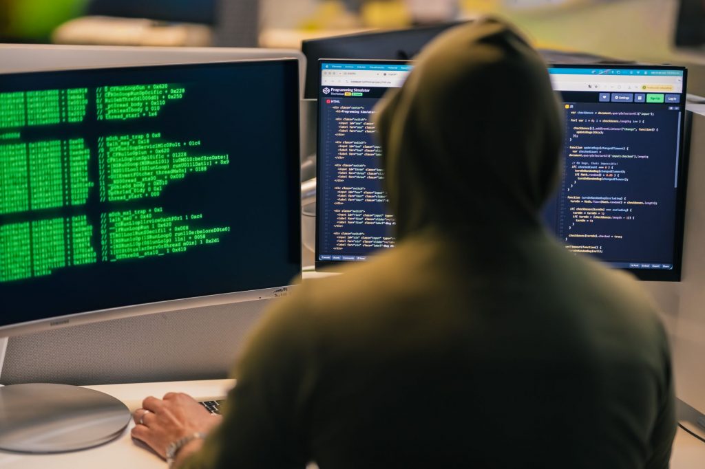 Haryana Village Declares War on Cybercrimes, Demolishes Smartphones