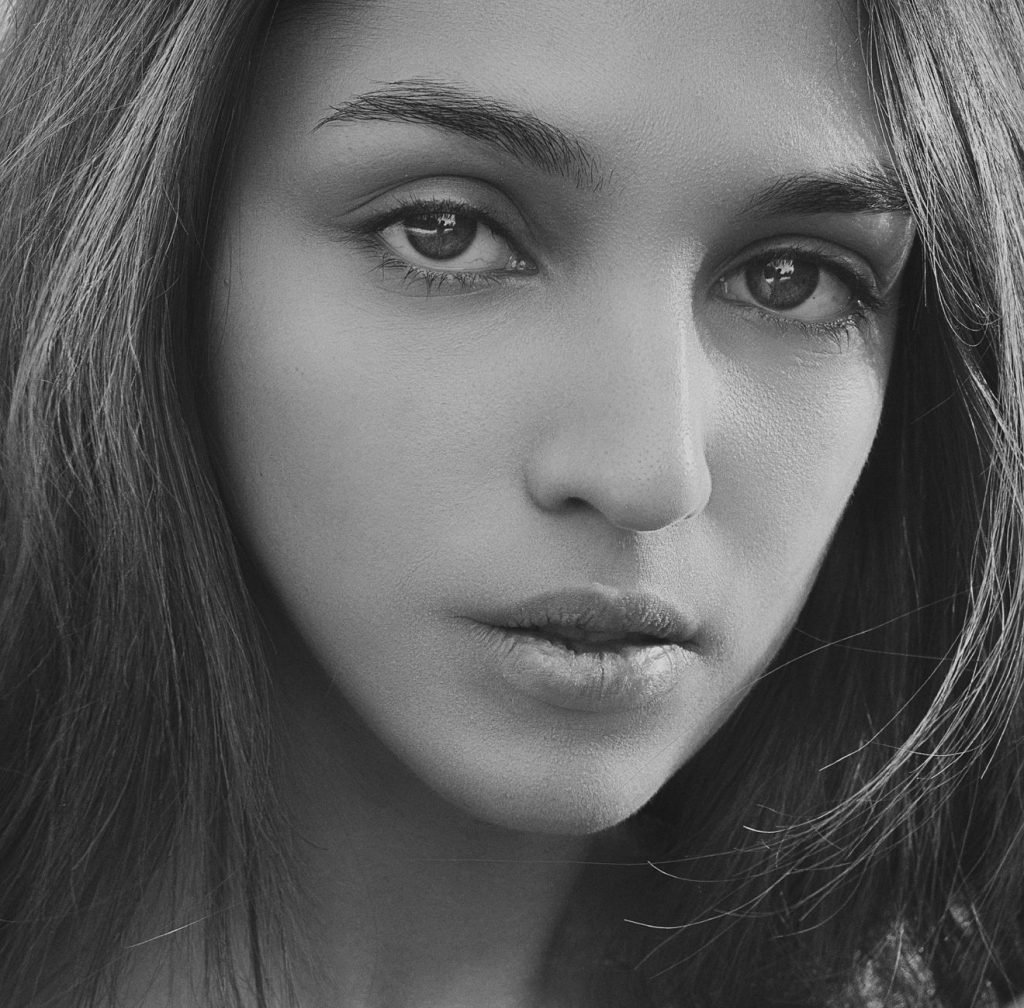Shraddha vs Alia: Who Dazzles More in Eetha & Alpha?