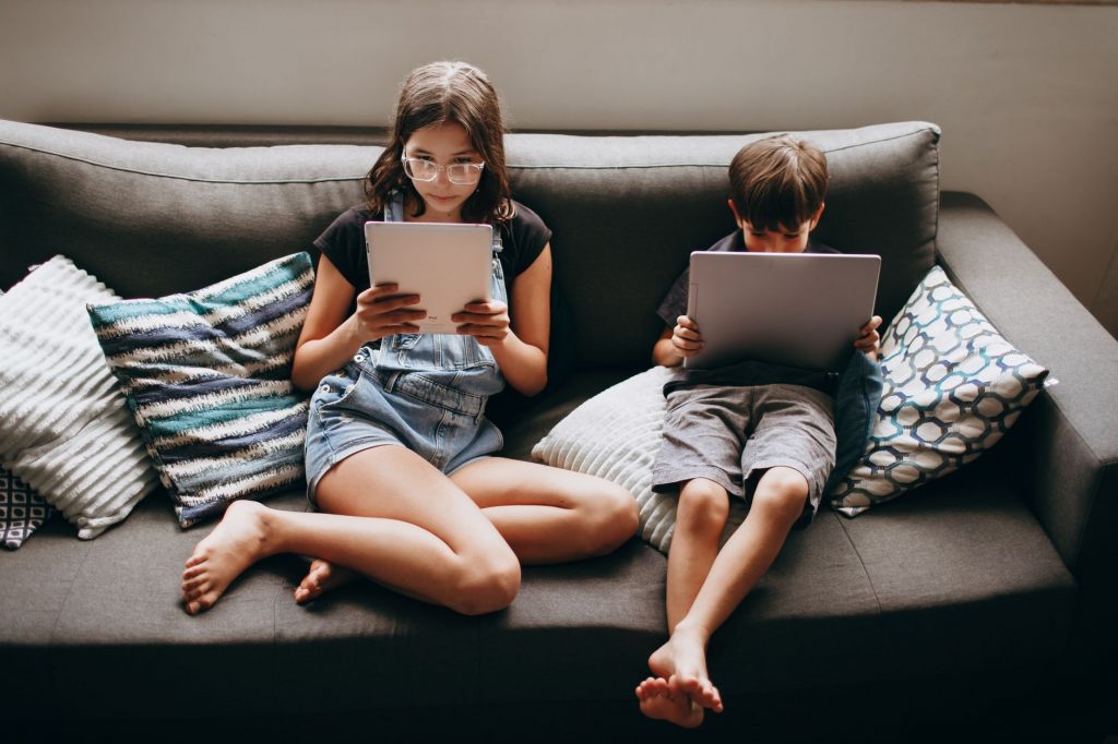 Australia Slams Brakes on Social Media for Under-16s