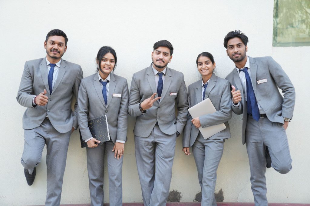 Tollywood’s Unlikely Winner: Main Vaapus Aaunga Tops First Two Fridays
