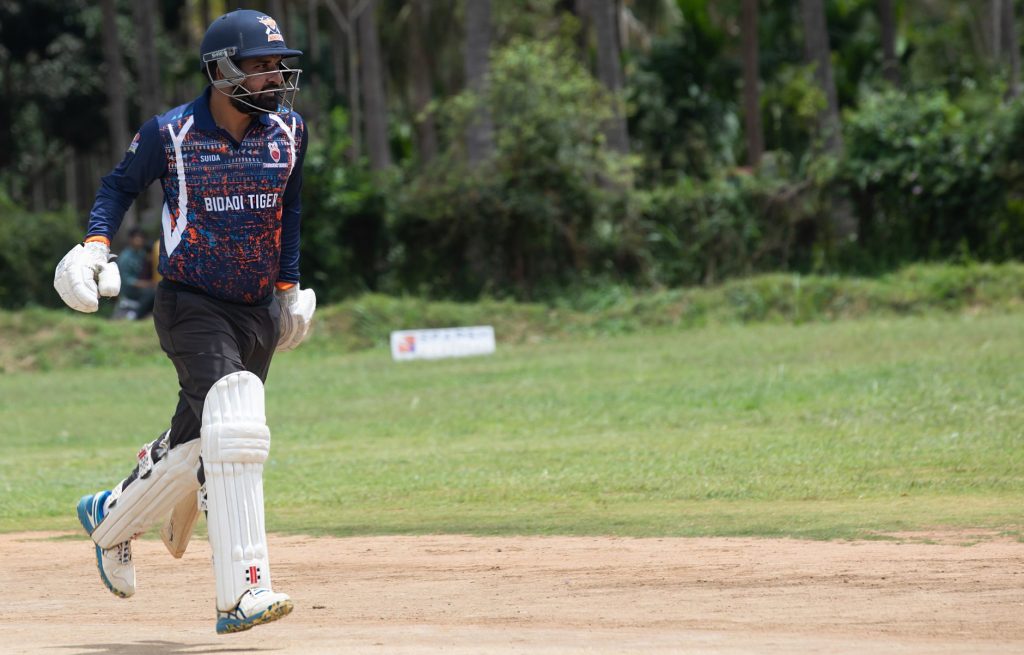 Mendis Shines