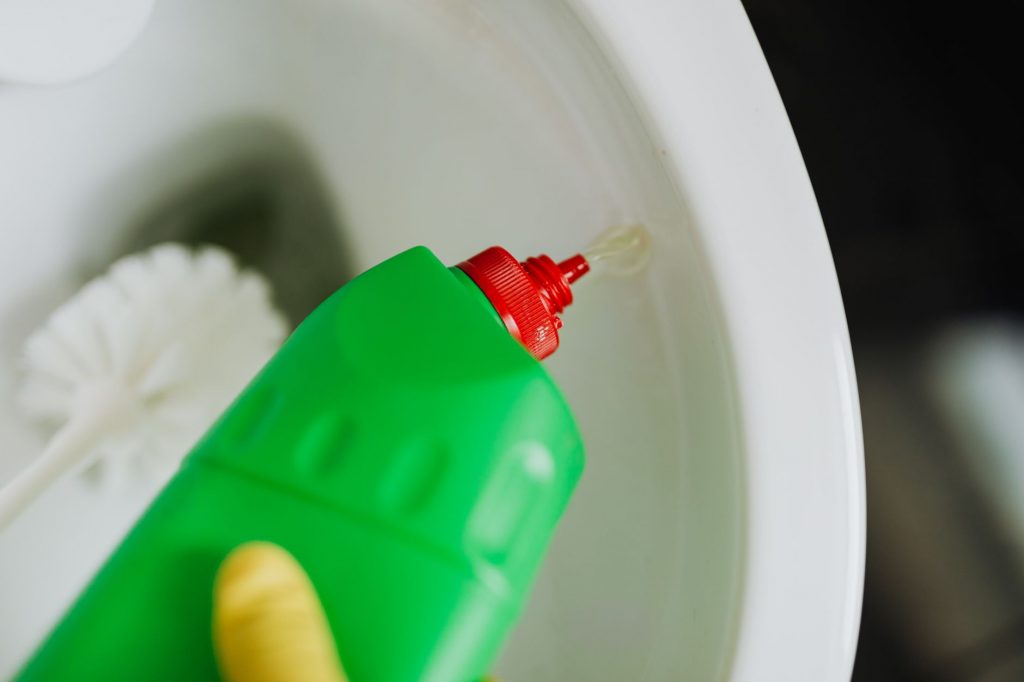 Hyderabad Woman Arrested for Murdering Husband with Toilet Cleaner