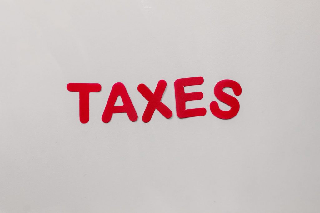 Boman Irani Teams Up with KDK Software for AI Tax Solutions