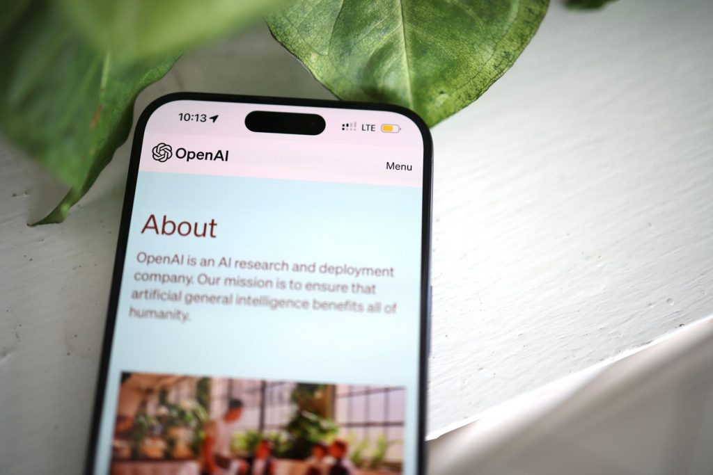 Your Phone Now Works Like a Coworker!