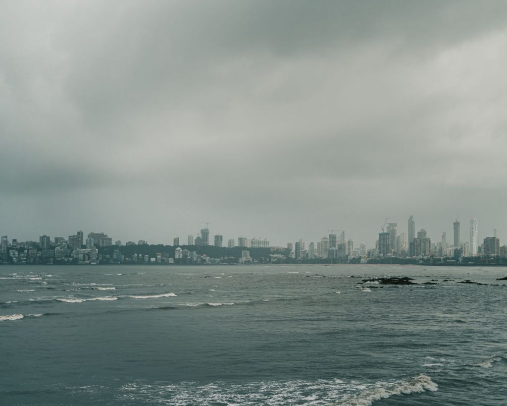 Mumbai Rain Brings Maharashtra to a Standstill