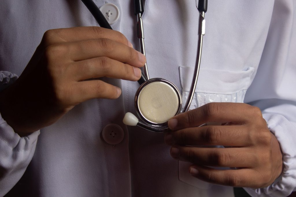 Thane Doctor Assaulted by Shiv Sena Corporator: Why the Country is Terrified