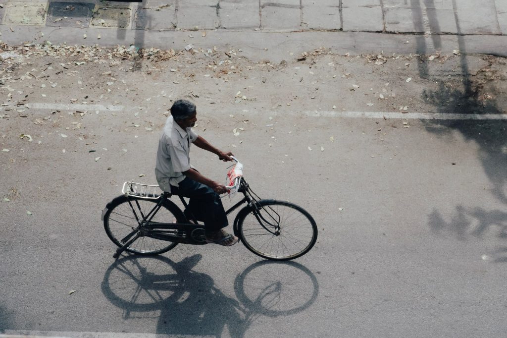 Maharashtra’s Cycling Craze: Thousands Flock to Pandharpur