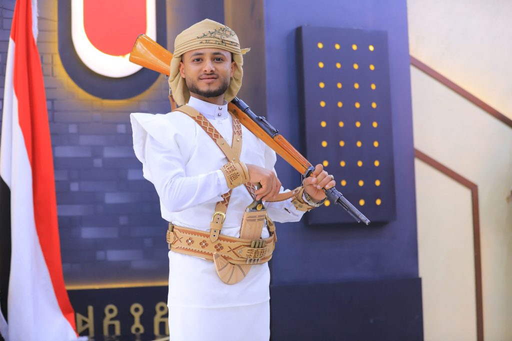 Yemen Houthis Threaten Red Sea Blockade, Iran War Fear