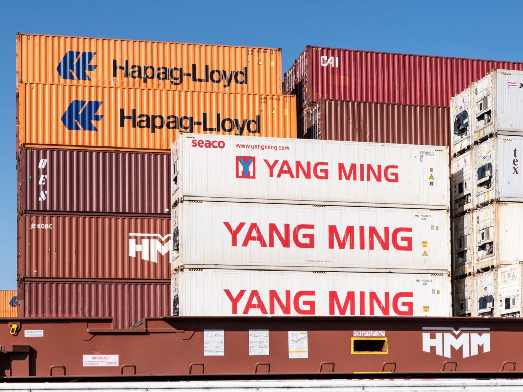 Port Chaos Hits Indian Exports: Storage Bills Soar