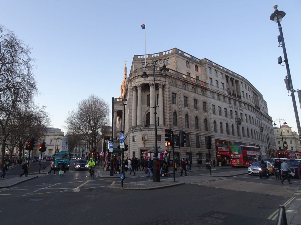 Zelensky's UK Visit: A Strong Signal of Support