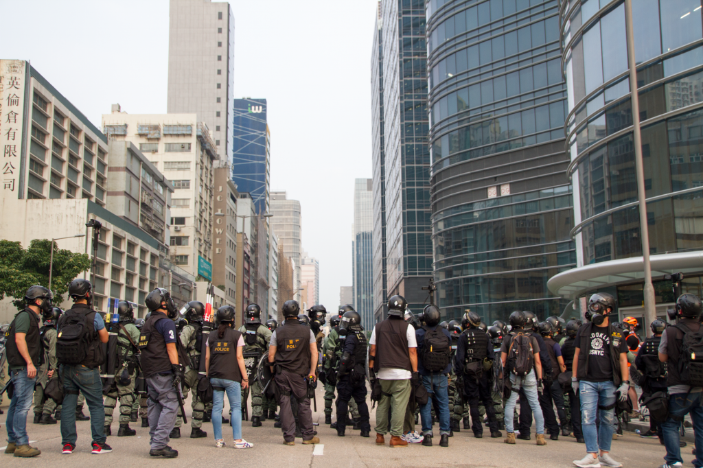 Influencer Caught on Camera with Anti-Riot Cops at CJP Protest