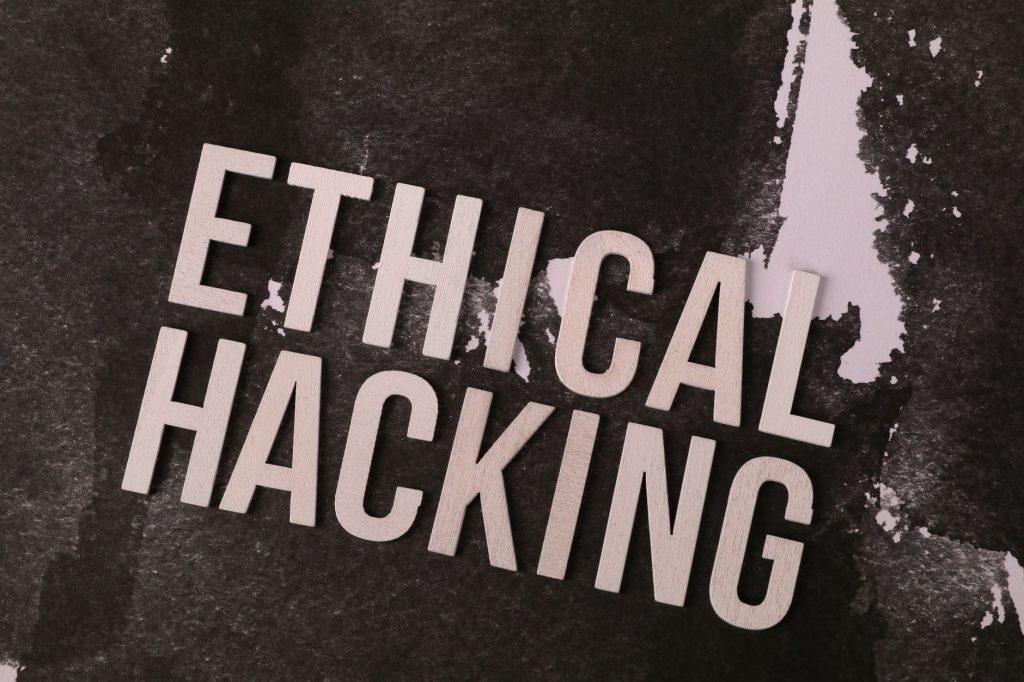 Who Should Get a ‘Hacks’ Spinoff First?
