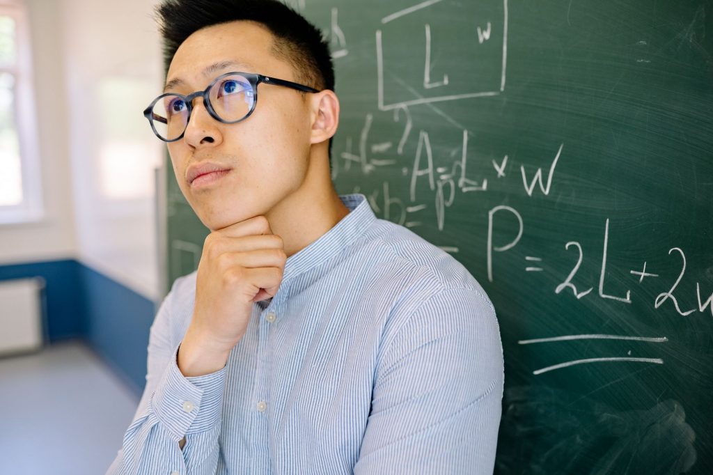 18-Year-Old Becomes World’s Youngest College Professor, Sets New Record