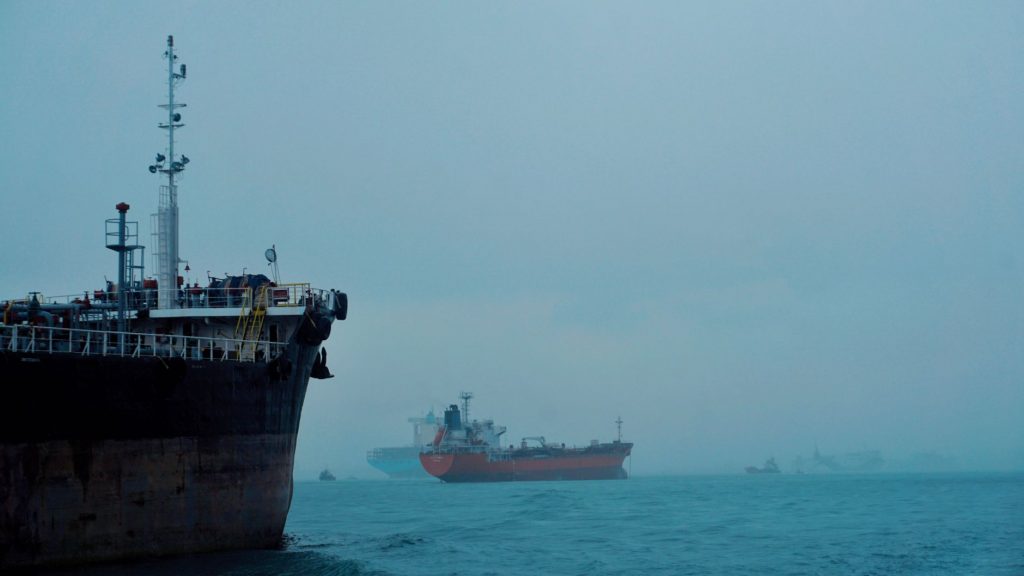 Hormuz Shipping Talks: Oman Sees Hope, Iran Cautions