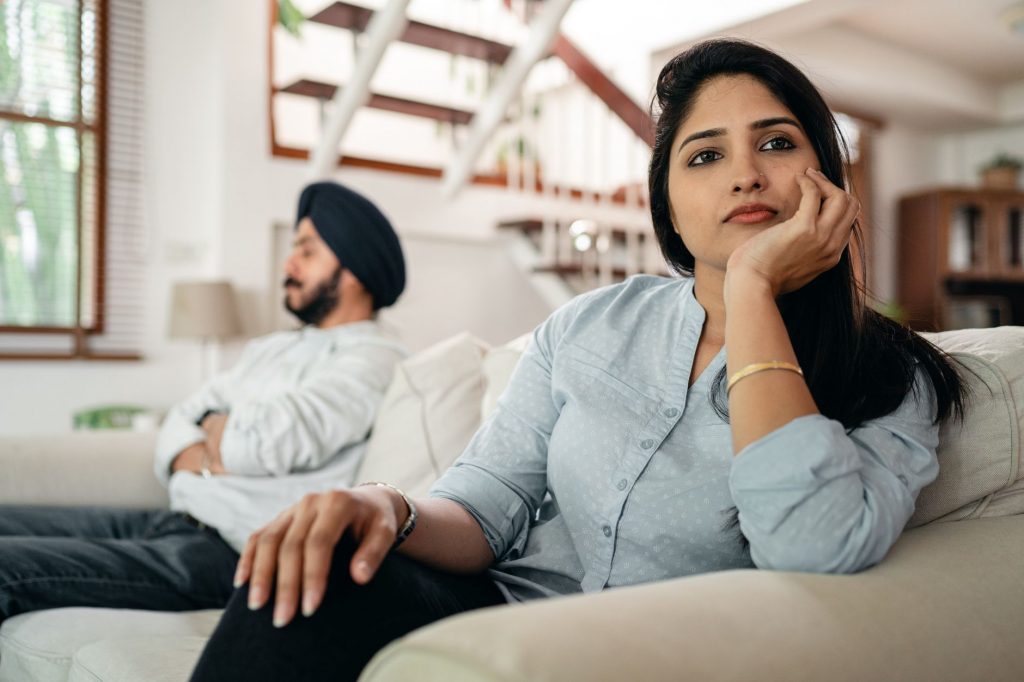 Husband Caught Cheating: Noida Wife's Shocking Discovery Sparks Clash