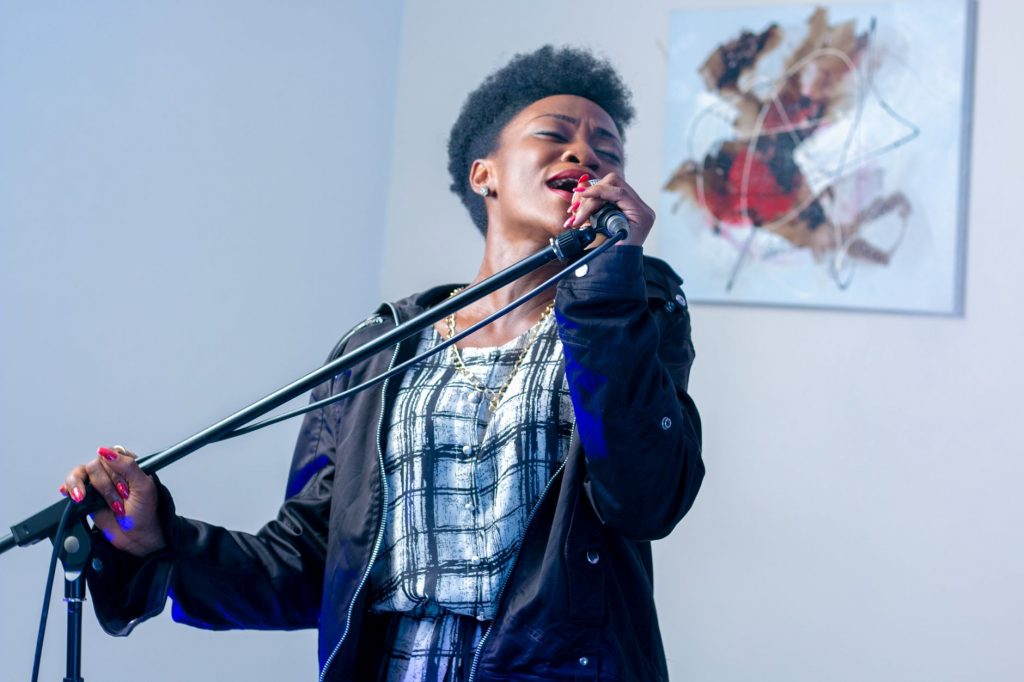 Brandy Sings