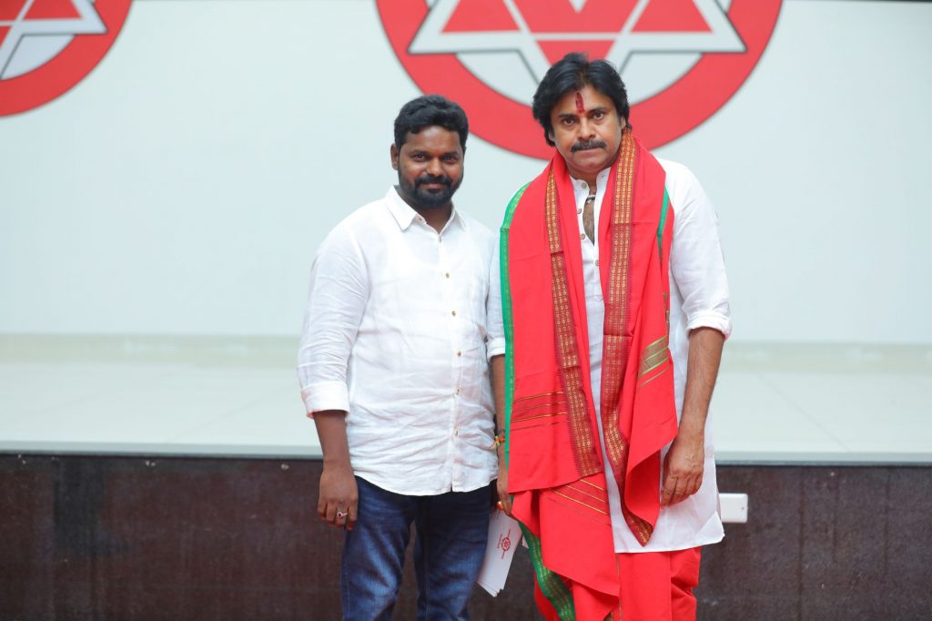 Ravi Teja’s Transformation in Irumudi Leaves Fans Awestruck
